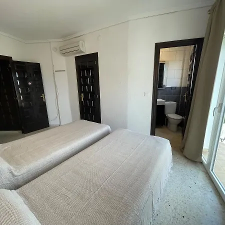 Atico El Retiro Apartmán