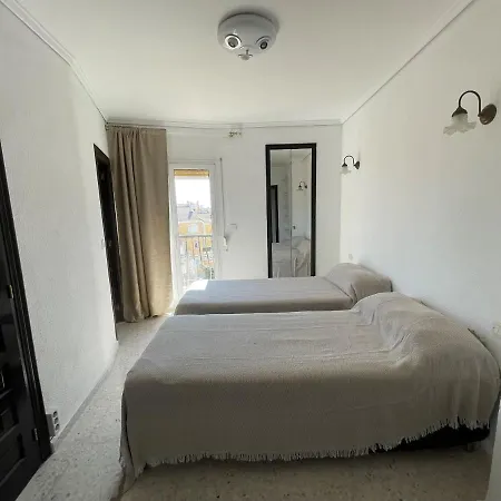 Atico El Retiro Apartmán *